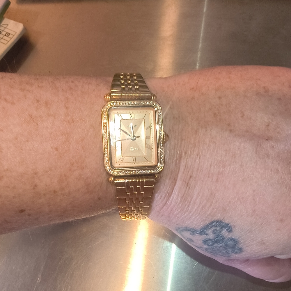 Fossil Women's Lyric Three Hand Rose Gold Tone Stainless Steel Watch ES4720 - Picture 6 of 12
